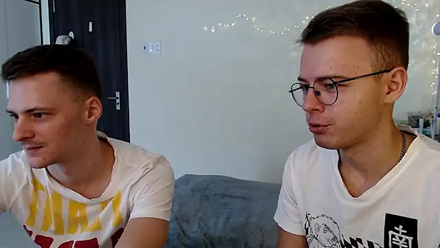 NikiKerryCum online show from July 9, 4:27 am