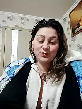 Snapshot of Soli9999 chatting on February 5, 8:24 pm Soli9999 online show from February 5, 8:24 pm