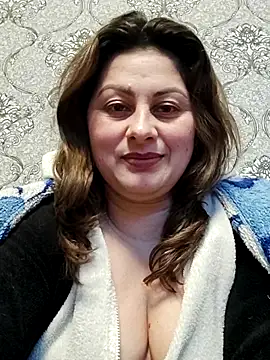 Snapshot of Soli9999 chatting on February 13, 5:20 pm Soli9999 online show from February 13, 5:20 pm