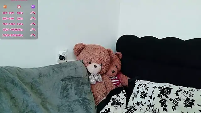 onnilan online show from April 18, 9:02 am