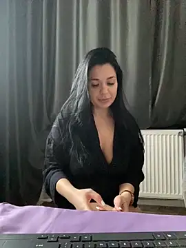 Snapshot of NataliaBoom chatting on February 14, 2:14 pm NataliaBoom online show from February 14, 2:14 pm