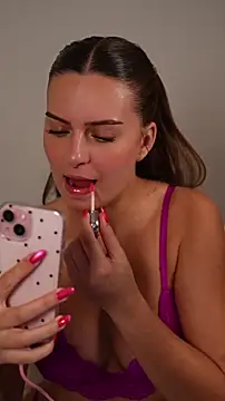 juliakhaleesii online show from March 25, 6:03 pm