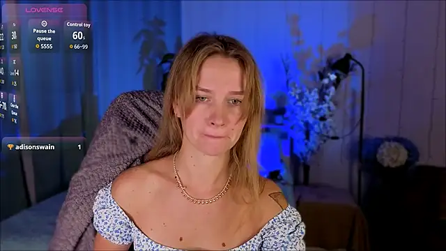 Crystal Kris online show from February 19, 5:25 am