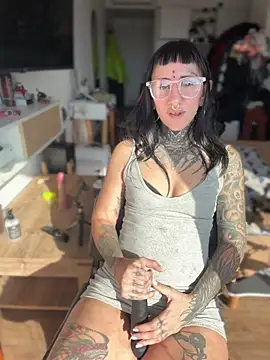 xsadtanas online show from June 19, 5:39 pm