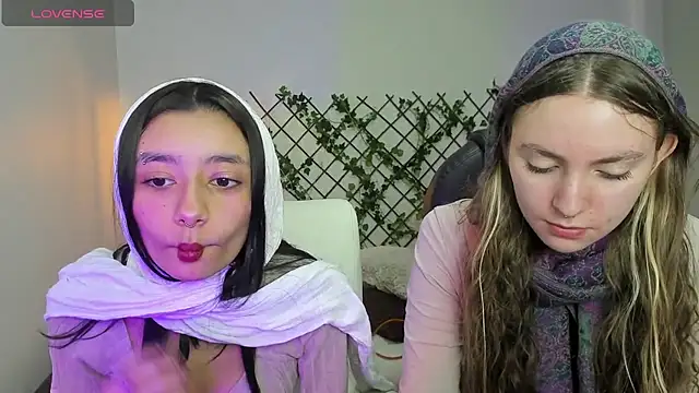 nana  rousse online show from February 3, 11:10 pm