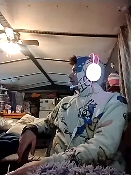 Snapshot of spooky425hd chatting on February 26, 10:09 pm spooky425hd online show from February 26, 10:09 pm