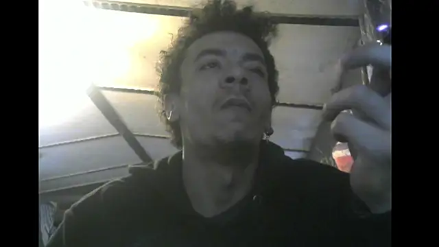 Snapshot of spooky425hd chatting on March 3, 8:59 pm spooky425hd online show from March 3, 8:59 pm