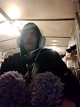 spooky425hd online show from March 18, 12:58 am