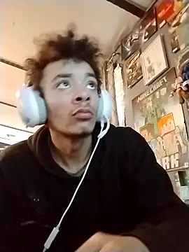 spooky425hd online show from April 13, 5:07 pm