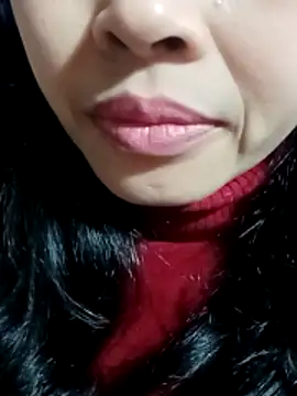 Snapshot of Hana-love2026 chatting on February 2, 4:44 am Hana-love2026 online show from February 2, 4:44 am