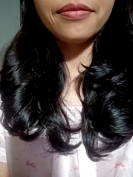 Snapshot of Hana-love2026 chatting on March 3, 1:28 pm Hana-love2026 online show from March 3, 1:28 pm