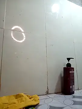 Vyvvyy69 online show from April 14, 10:27 pm