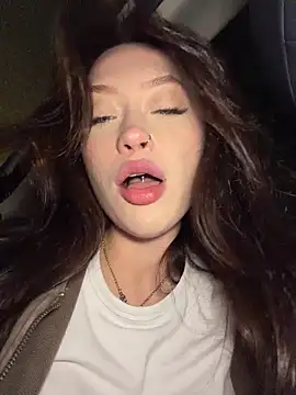 Snapshot of CityLynx chatting on January 31, 7:11 pm CityLynx online show from January 31, 7:11 pm