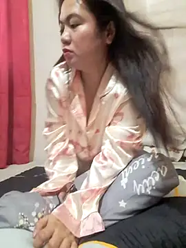 Zyramae 25 online show from March 13, 4:41 am