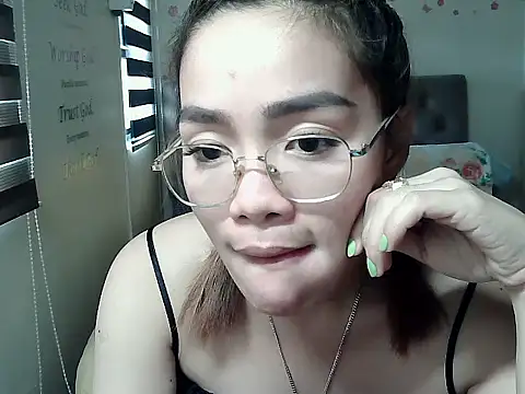 sangkissed92 online show from March 8, 5:11 am