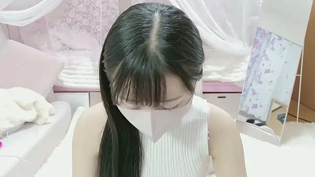 MOE o0 online show from April 18, 9:13 am