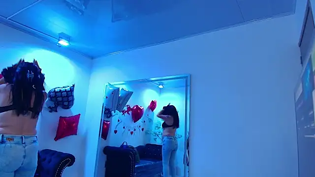 Snapshot of Madame_scarlett chatting on February 16, 11:17 am Madame scarlett online show from February 16, 11:17 am