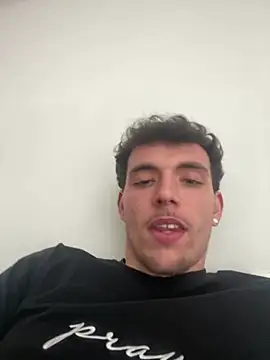 Snapshot of manu156789 chatting on February 19, 1:51 pm manu156789 online show from February 19, 1:51 pm