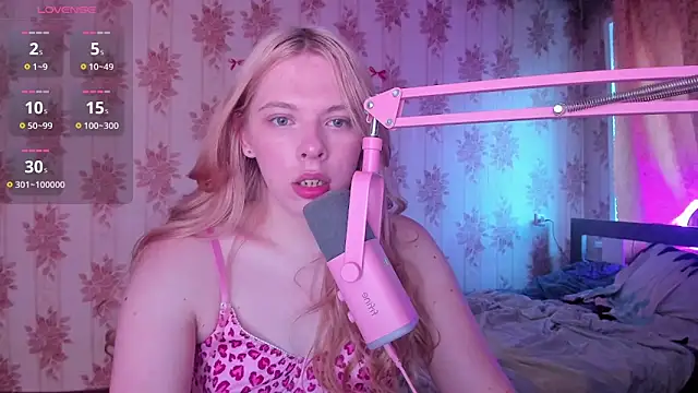 Cutie Bambi online show from July 21, 12:29 pm