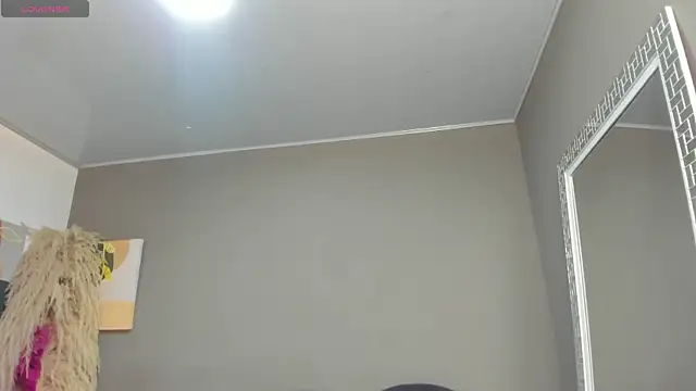 Nico Hillx online show from August 6, 7:49 pm