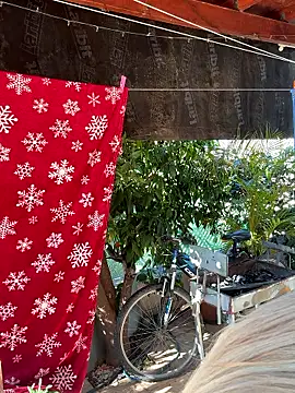 Snapshot of Ellie-rosee chatting on March 2, 7:09 am Ellie-rosee online show from March 2, 7:09 am