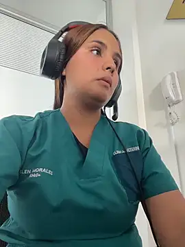 Snapshot of Noa_Harper- chatting on March 4, 8:48 pm Noa Harper- online show from March 4, 8:48 pm