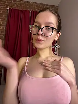 MyKittySayMeow online show from February 22, 9:24 pm