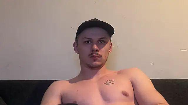 Snapshot of Lucas328706 chatting on March 2, 7:54 pm Lucas328706 online show from March 2, 7:54 pm