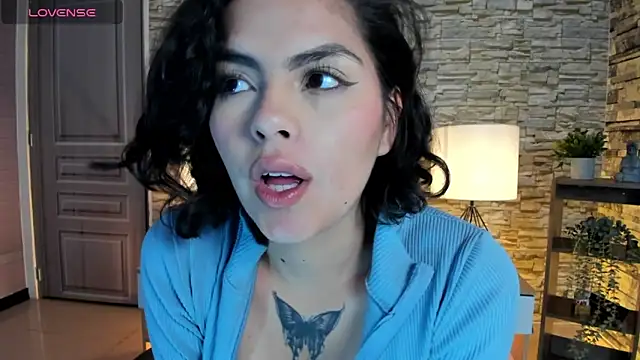 butterflyx39 online show from April 16, 10:38 am