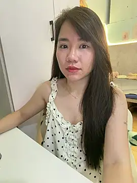 Snapshot of Amy8386 chatting on July 13, 4:04 am Amy8386 online show from July 13, 4:04 am