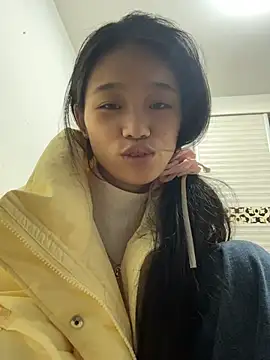 Snapshot of srr6677 chatting on February 25, 3:49 am srr6677 online show from February 25, 3:49 am