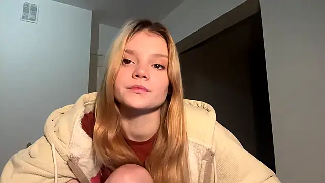 Snapshot of Tiffany_Muse chatting on February 13, 11:12 pm Tiffany Muse online show from February 13, 11:12 pm