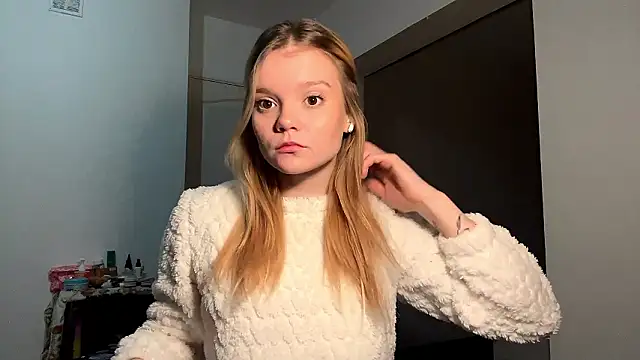 Snapshot of Tiffany_Muse chatting on February 24, 11:03 pm Tiffany Muse online show from February 24, 11:03 pm