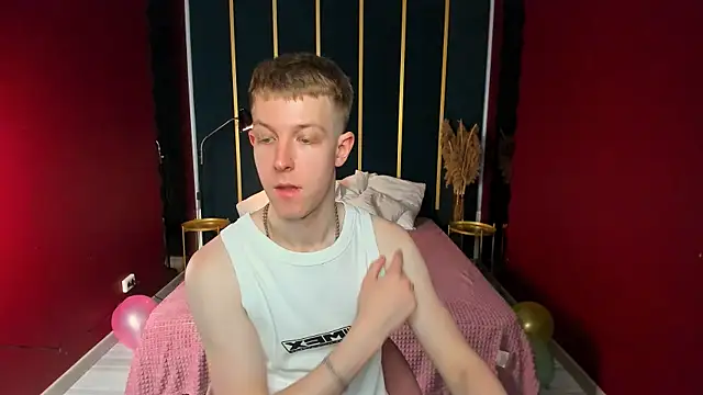Dylan Norton online show from June 19, 11:03 am
