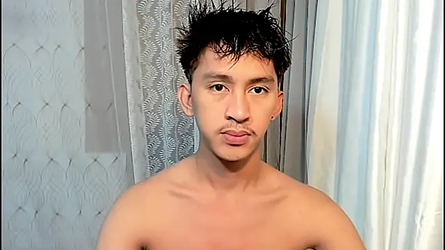  andrie69  online show from April 19, 10:03 am