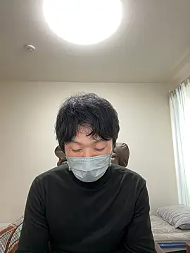 Snapshot of K0U-123 chatting on March 3, 5:02 am K0U-123 online show from March 3, 5:02 am