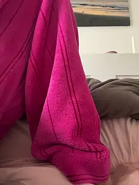 Snapshot of SexyRusalka chatting on February 22, 11:53 am SexyRusalka online show from February 22, 11:53 am