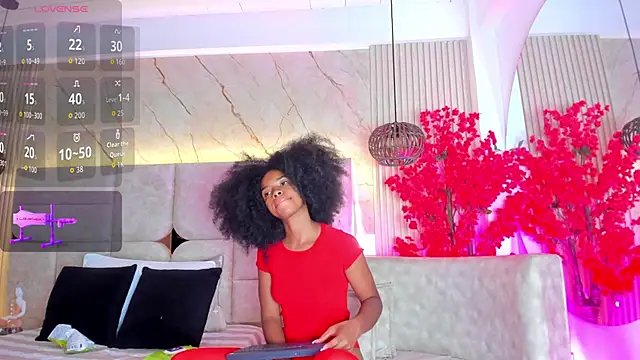 EmmaLovve online show from March 2, 2:36 am