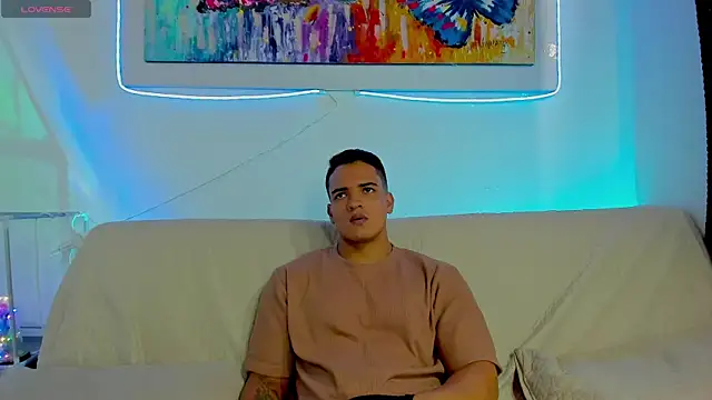 jhon nicolas online show from March 3, 7:42 pm