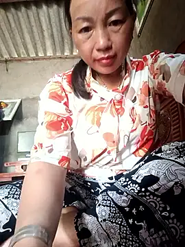Snapshot of baby_112233 chatting on June 8, 1:50 am baby 112233 online show from June 8, 1:50 am