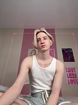 Ron Vilss online show from February 12, 4:29 am