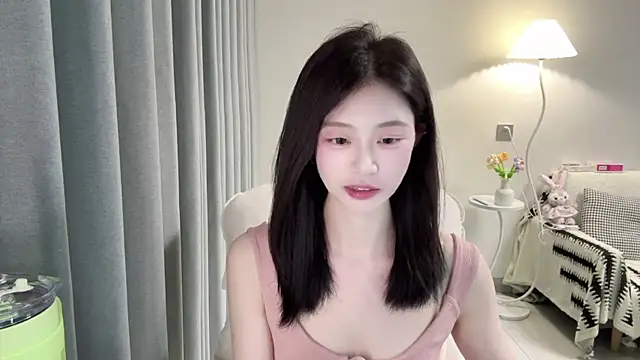 DYyyyyy-- online show from April 14, 10:32 am