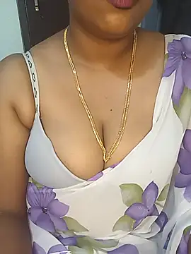 Snapshot of Chinnima143 chatting on July 8, 5:06 pm Chinnima143 online show from July 8, 5:06 pm