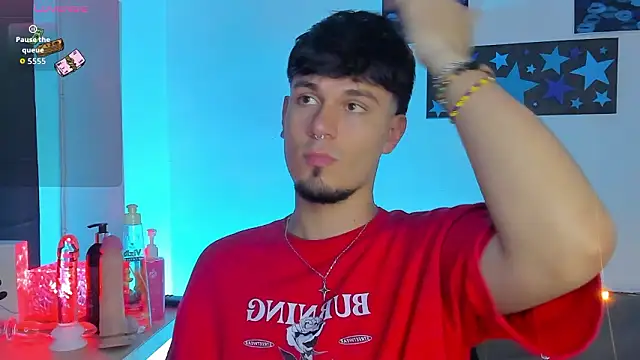 Snapshot of manu__05 chatting on February 5, 11:09 pm manu 05 online show from February 5, 11:09 pm