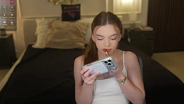 Snapshot of Zlata_Sky chatting on June 20, 2:42 pm Zlata Sky online show from June 20, 2:42 pm