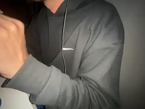 cerejadc online show from April 13, 3:45 am