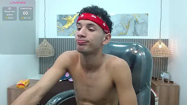 JDWhite18 online show from March 5, 3:46 am