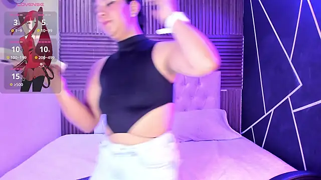 shaden  online show from April 13, 8:25 pm