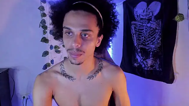 Aaron Hopper online show from March 3, 11:38 am