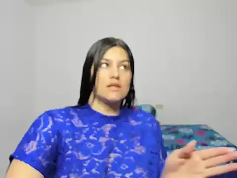 Snapshot of Karina27 chatting on February 12, 7:42 pm Karina27 online show from February 12, 7:42 pm